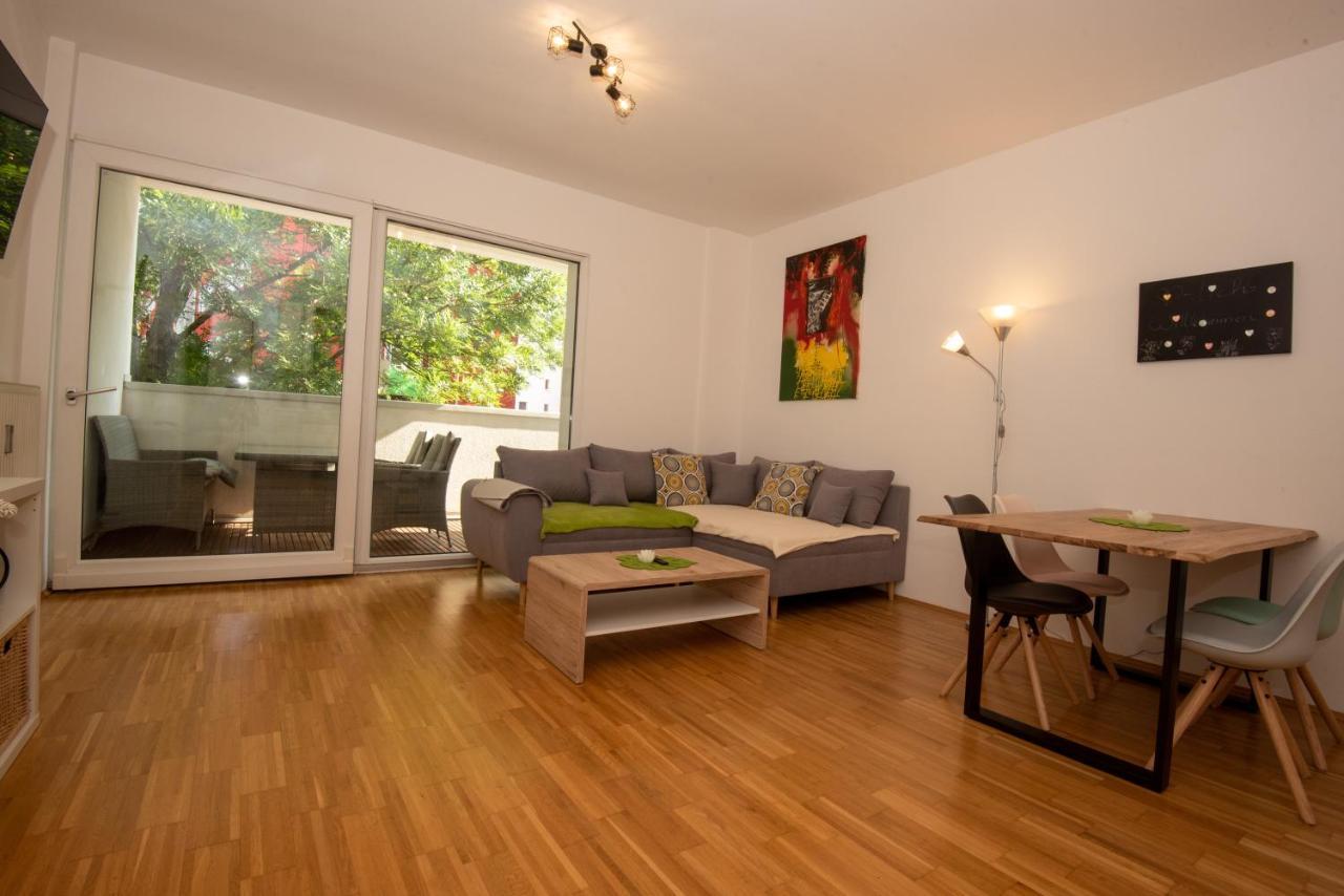 Appartements in Graz beim LKH Exterior foto