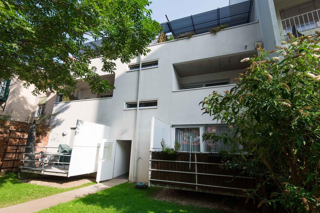 Appartements in Graz beim LKH Exterior foto