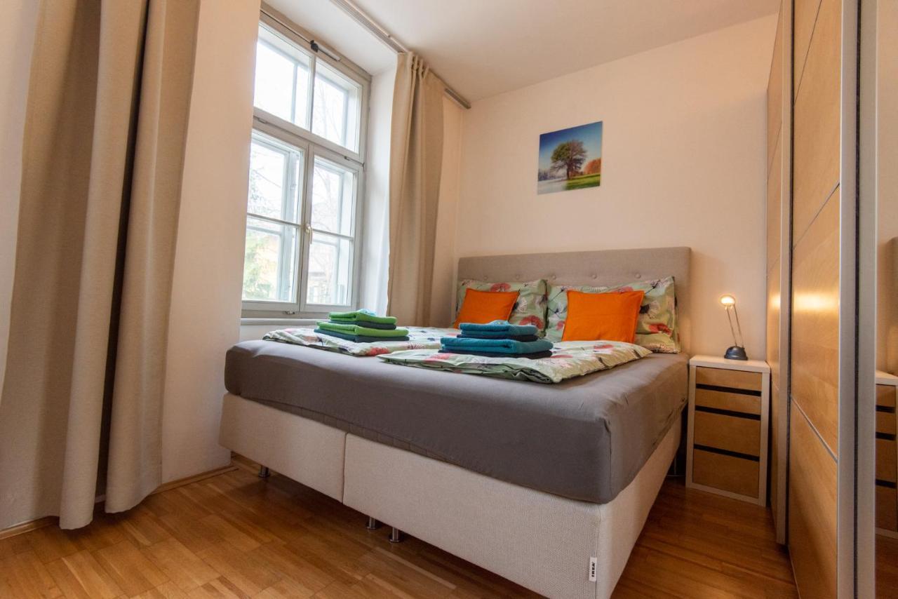 Appartements in Graz beim LKH Exterior foto